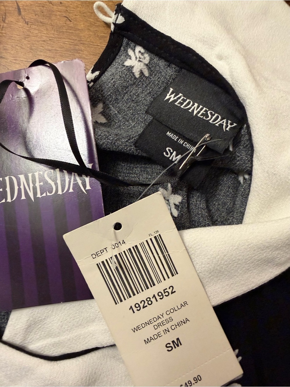 NWT Halloween Costume - Wednesday Addams adult small dress - Picture 5 of 5